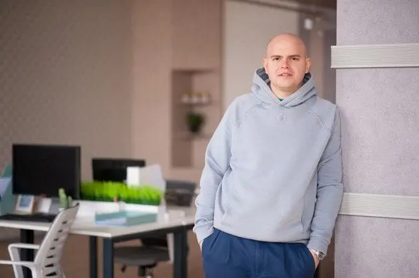 Микола Іщенко - підприємець нового покоління та член асоціації E-Commerce & Digital Marketing Association (ECDMA) де створюється майбутнє бізнесу.