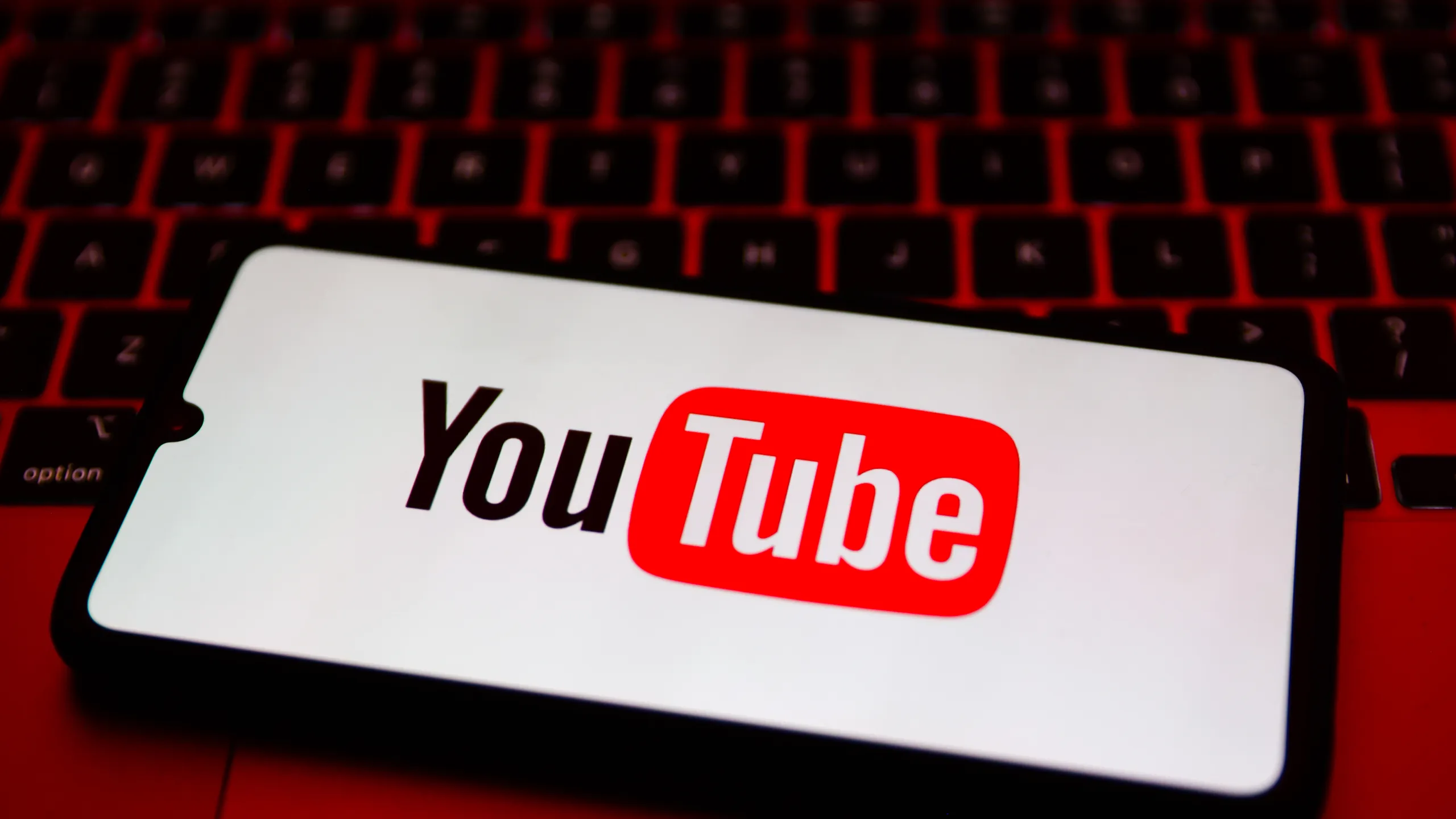 YouTube у 2024 році створив 490 тисяч робочих місць і додав $55 млрд до ВВП США