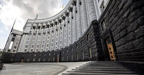 Премʼєр-міністр чи премʼєрміністр: як правильно писати за новим правописом