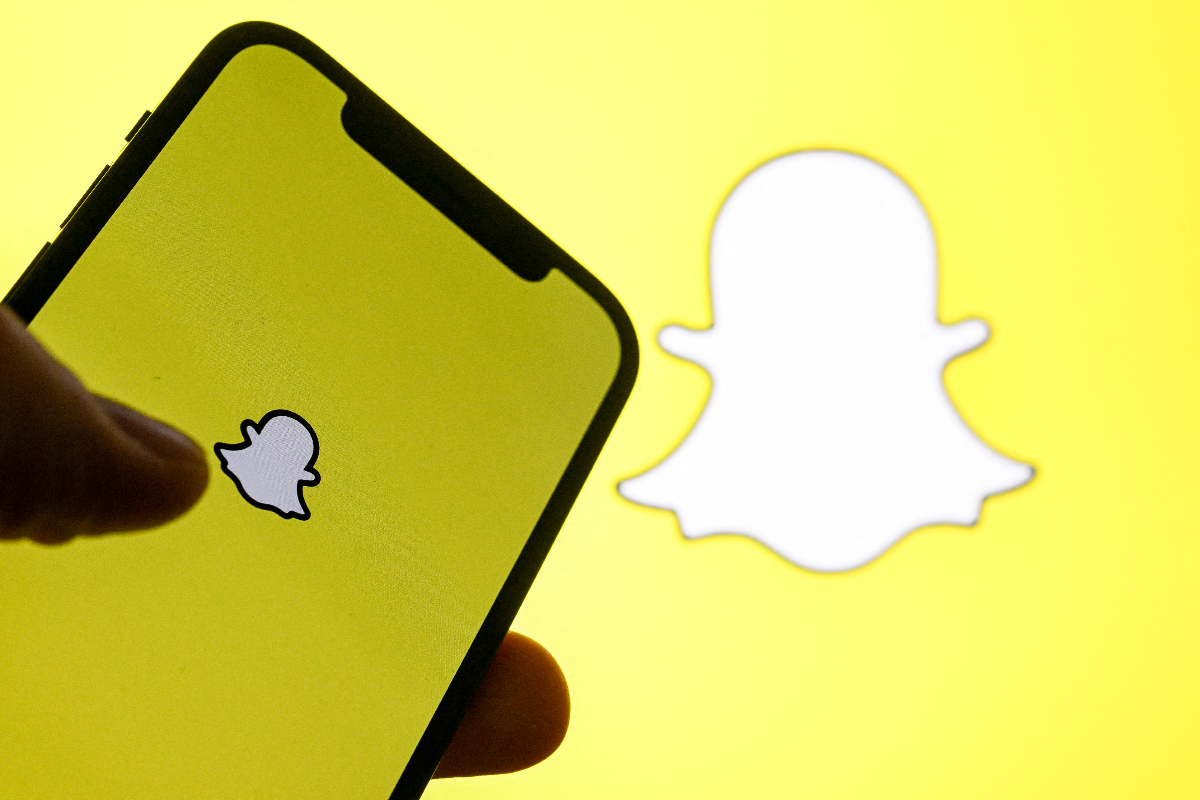 Snap додає нові інструменти для створення ігор Bitmoji