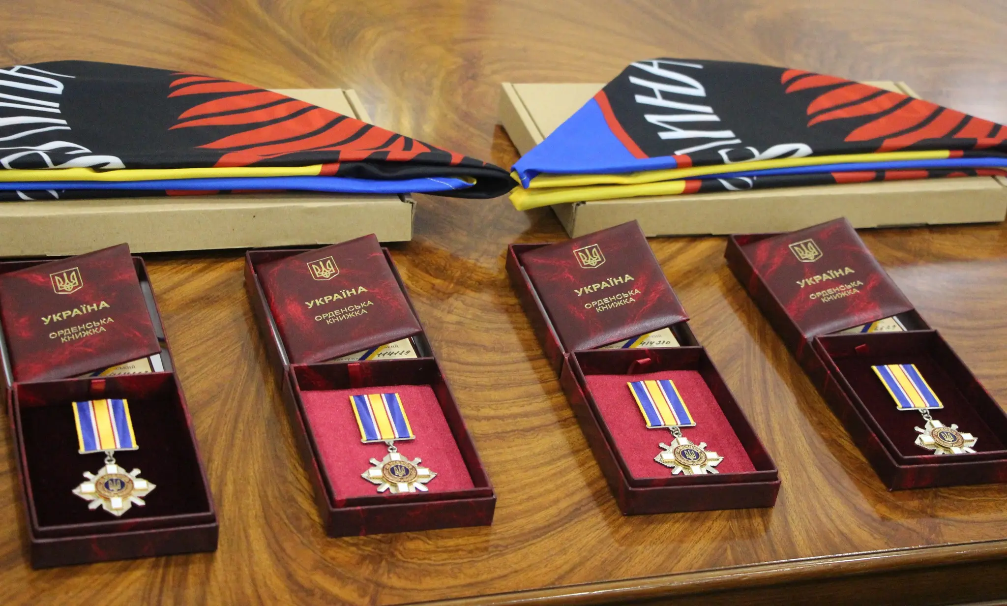 На Вінниччині родинам чотирьох загиблих захисників передали державні нагороди