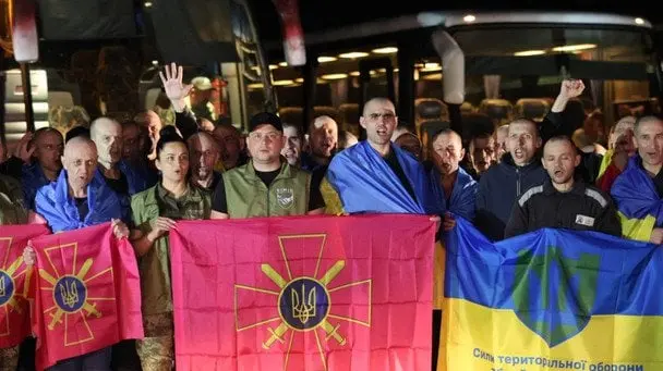Обмін полоненими: Україна повернула останнього захисника острова Зміїний — як це відбувалось