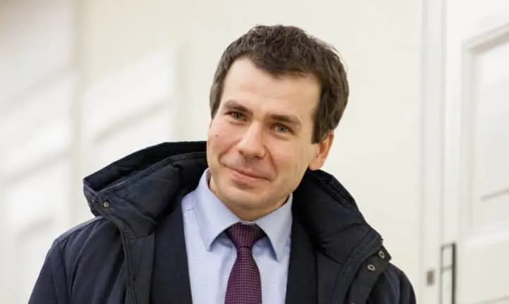 У Польщі заарештували ексглаву антикорупційного бюро через справу Pegasus