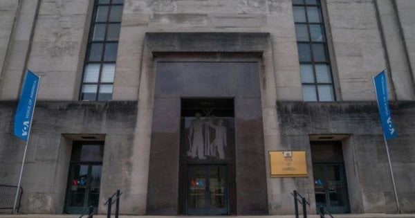 Адміністрація Трампа виставила на продаж штаб-квартиру «Голосу Америки»