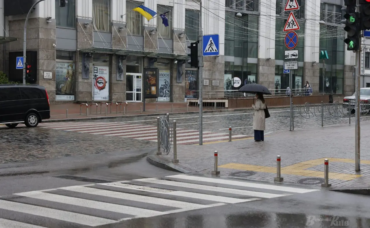 На Київ та область сунуть грози, град і сильний вітер