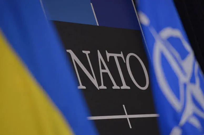 У НАТО триває дискусія, як згадувати Україну і Росію у рішенні саміту - джерела