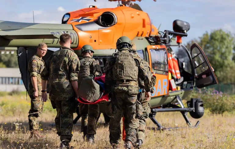 Німеччина готується до 1000 поранених військових на день у разі конфлікту з Росією — Reuters 