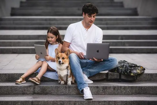 Apple готує бюджетний MacBook з процесором iPhone