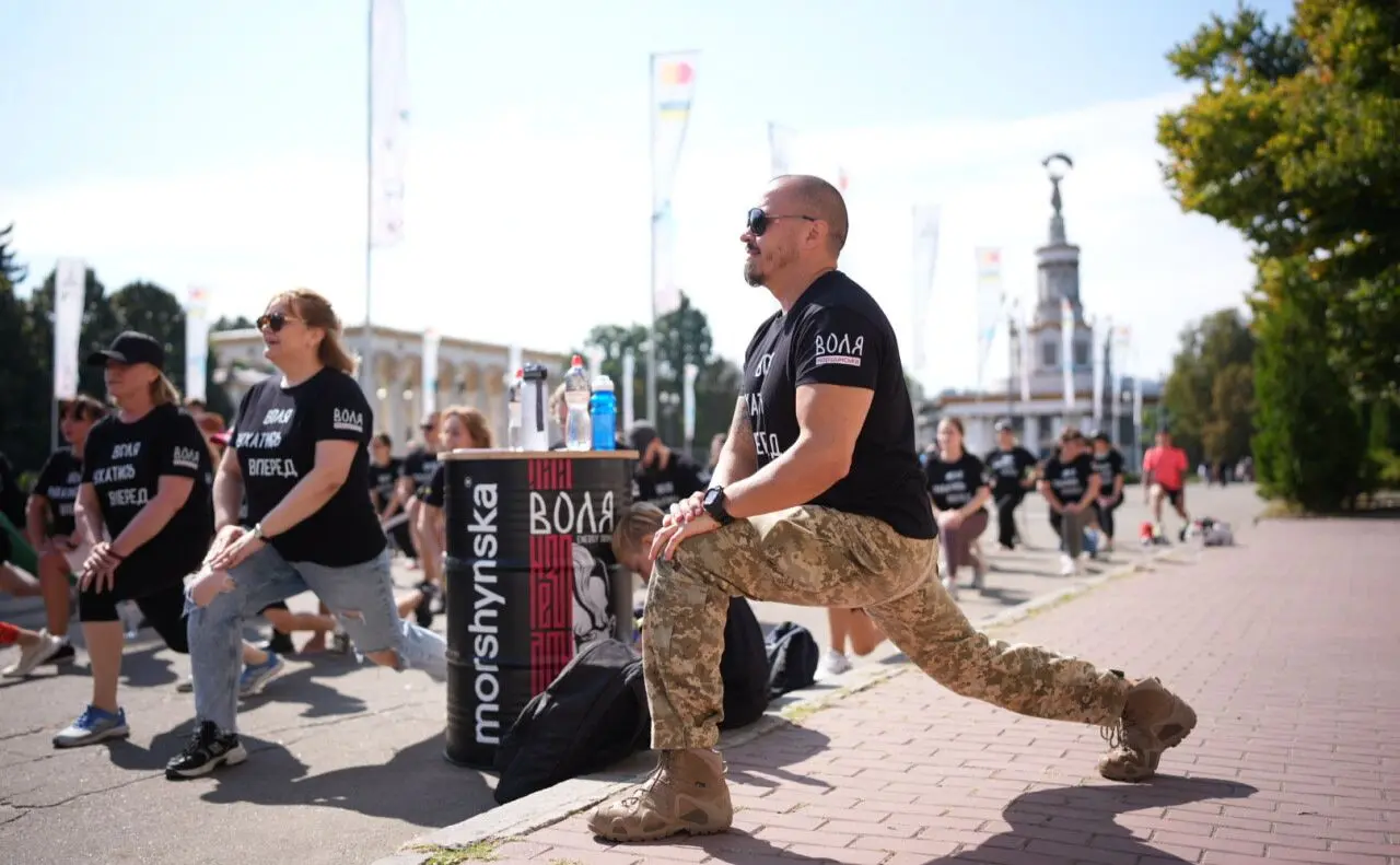 Тренуйся разом із ветераном: відкрите заняття на ВДНГ зібрало близько сотні учасників