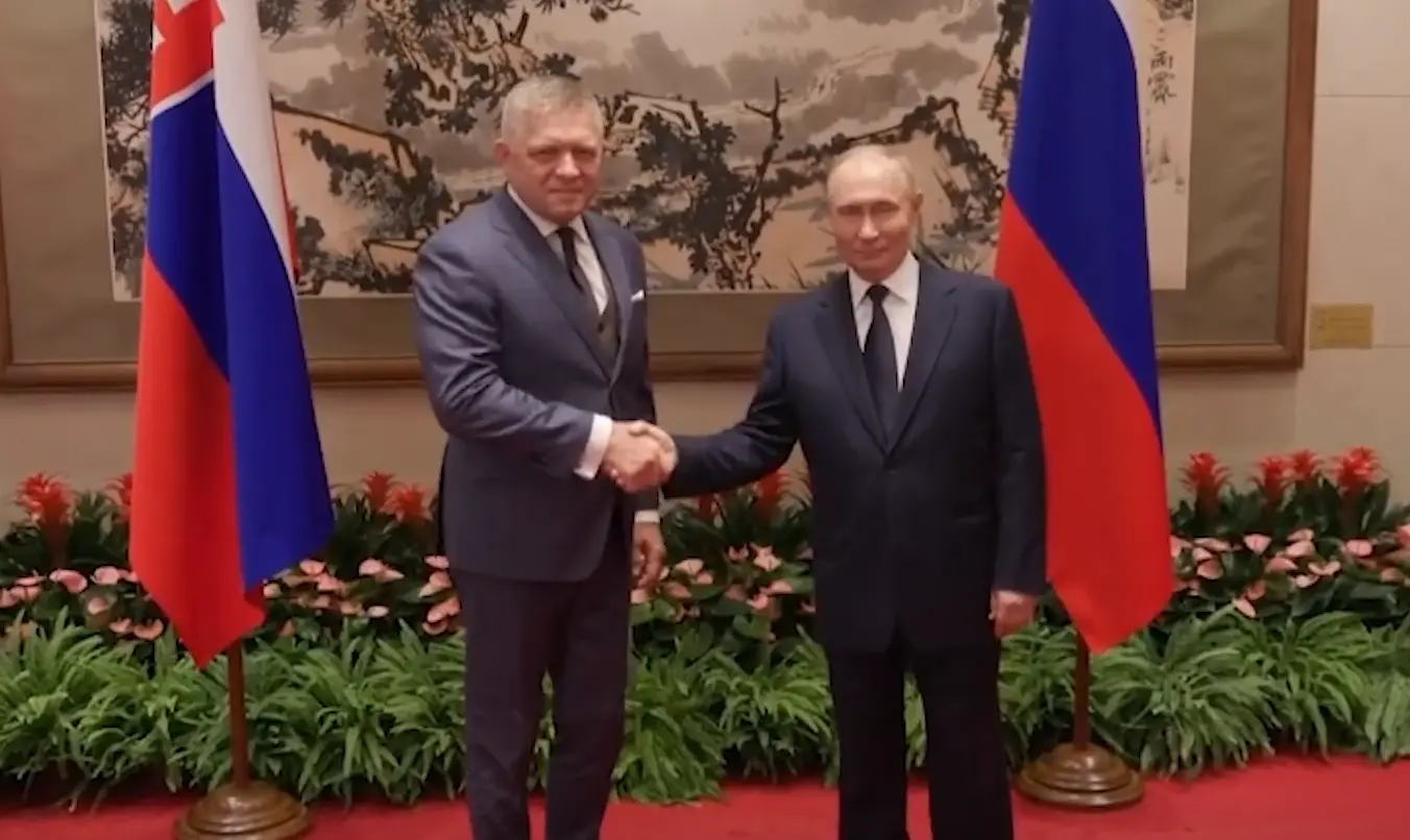 Фіцо зустрівся з Путіним у Пекіні