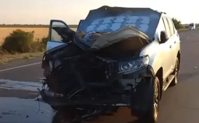 Росіяни вдарили дроном по автомобілю головного рабина Херсона. ВІДЕО