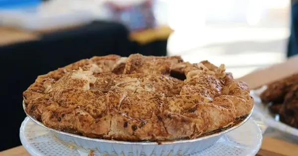 Мигдалевий пиріг з абрикосами. Рецепт дня