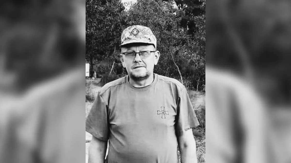 Загинув у бою за Україну: у Підгородньому простяться із воїном Віталієм Бондаренком