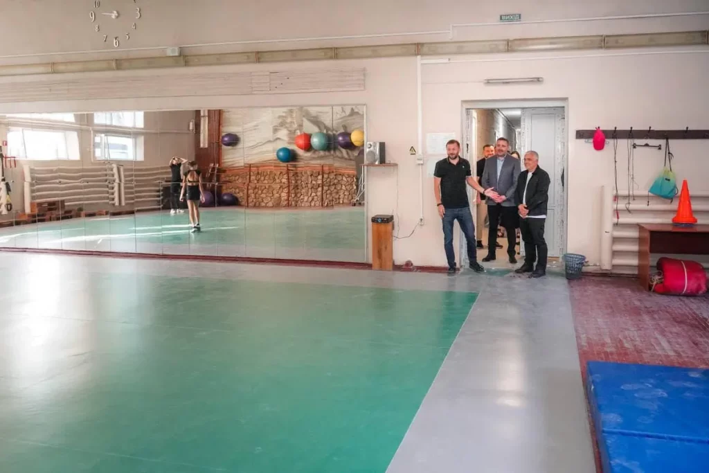 В Одесі відремонтували школу фігурного катання «Крижинка» (фото)