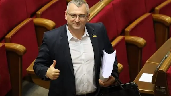 Українські кіберактивісти назвали нардепа від Київщини Федієнка “обіженкою”