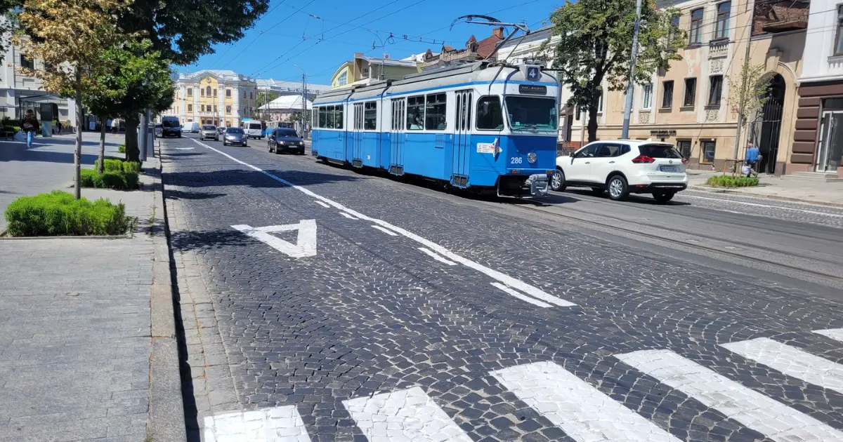 У Вінниці від Театральної до Хлібної виділили окрему смугу для руху громадського транспорту