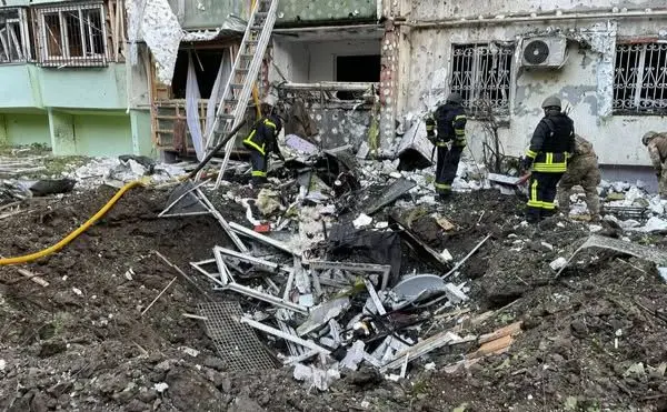 Під час обстрілу Чернівців загинули люди: лікарі борються за життя важкопоранених. ВІДЕО