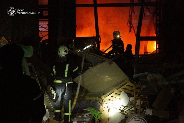 Ворог атакував Тернопіль, стали відомі наслідки (фото)