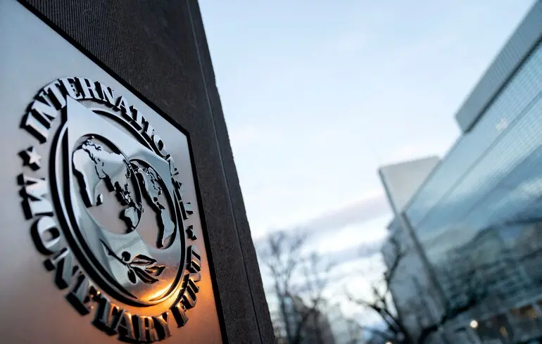 МВФ виділить черговий транш, але стурбований планами України - Bloomberg