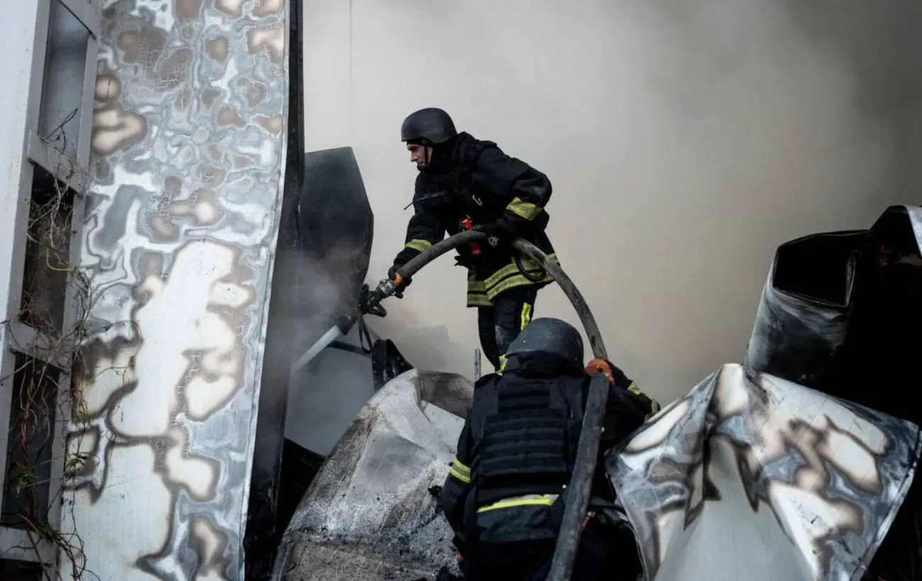 Жертва у Чернігові, руйнування в Одесі та Харкові: все про наслідки нічної атаки дронів