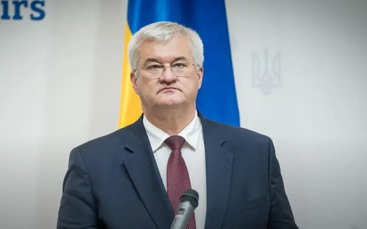 Сибіга у Брюсселі просить залучити "всі інструменти", щоб змусити Путіна до миру