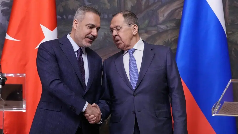 Лавров поговорил с Фиданом: Турция еще готова быть посредником в переговорах – Yeni Şafak