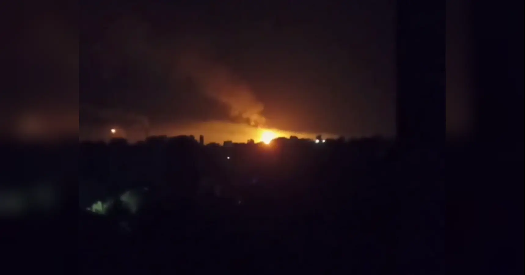 «Бавовна» за графіком: дрони підсмажили вночі одразу два російські НПЗ