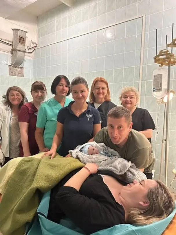 У Калуші під час нічної атаки в укритті народилися двоє малюків (фото)