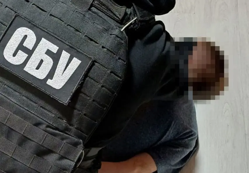 СБУ: Задержан киевлянин, который готовился взорвать авто военных по заказу РФ