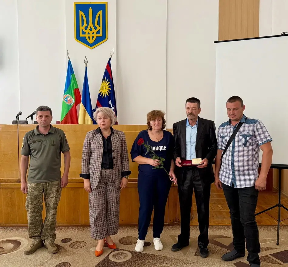 У Гайсині вручили державні нагороди рідним полеглих воїнів