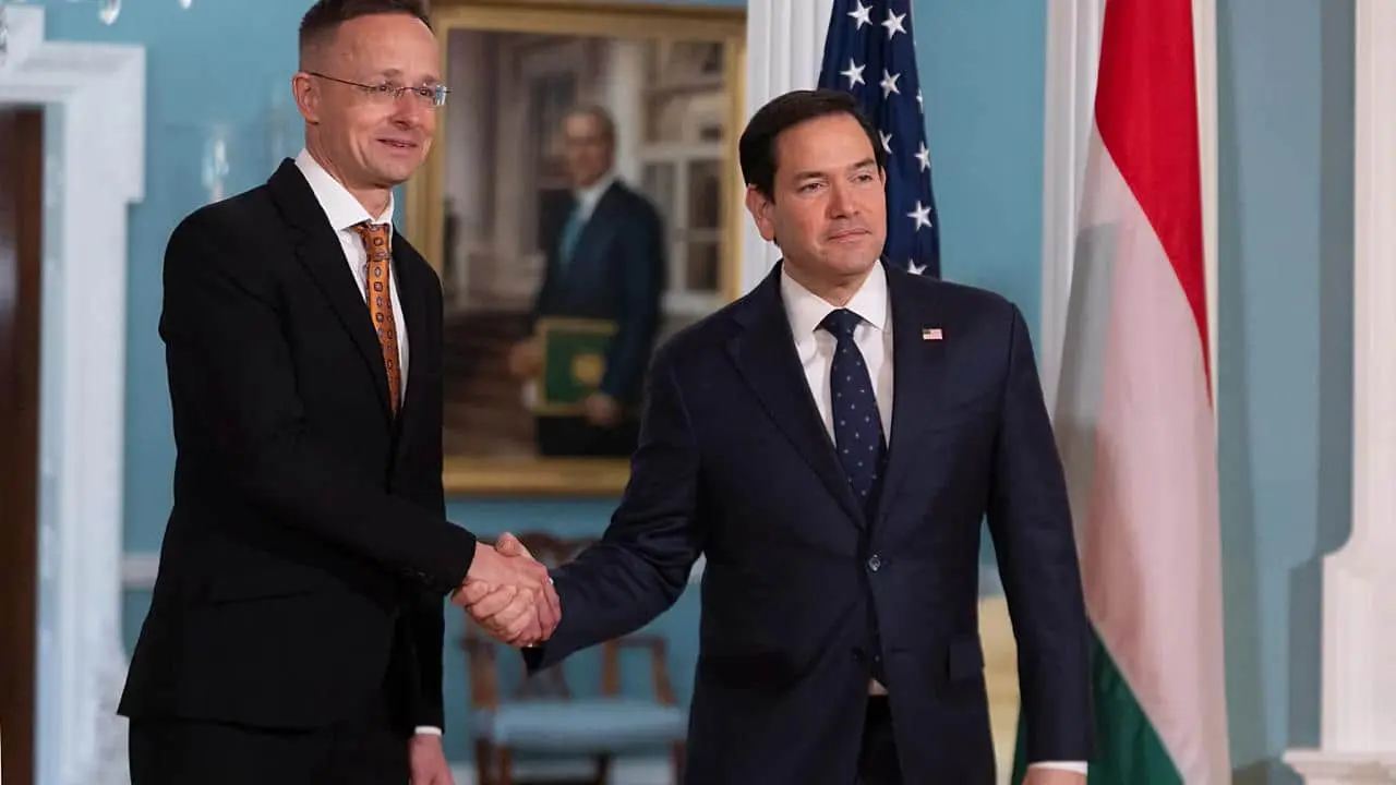 Сійярто переконував Рубіо, що Угорщина не може відмовитись від енергоресурсів РФ
