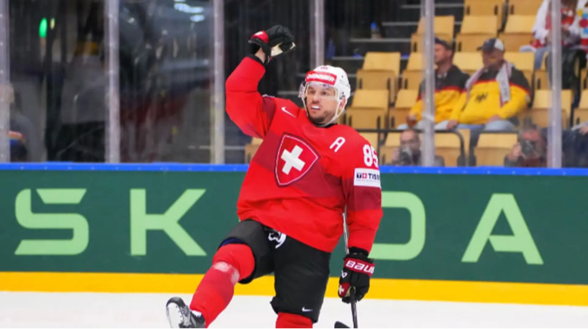 Переможець Ліги чемпіонів і фіналіст чемпіонату світу: IIHF назвала найкращого хокеїста року