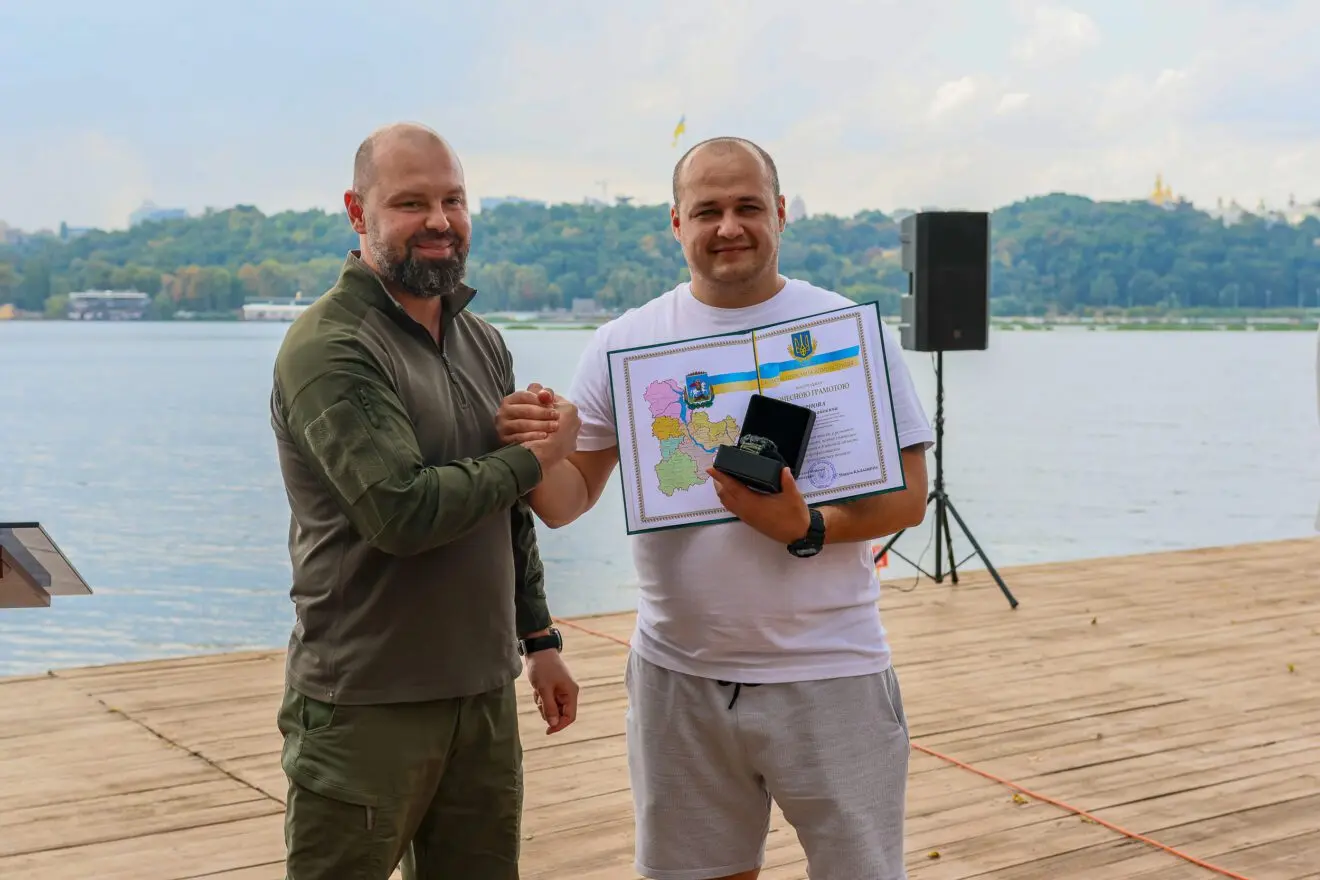 Київська ОДА відзначила фахівців «Українських сервісів розмінування» за внесок у безпеку та відновлення Київщини
