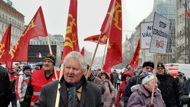 Латвія не впустила групу чеських комуністів, які поверталися з поїздки в РФ