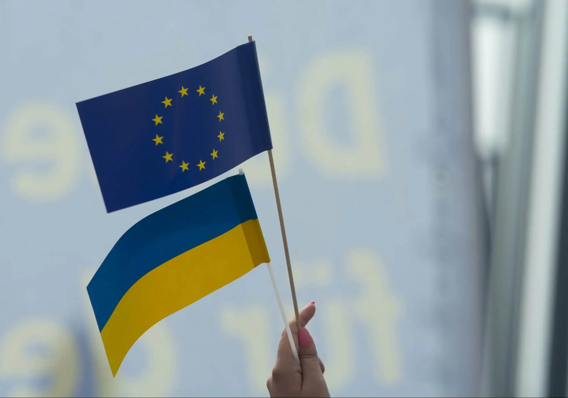 Україна та ЄС домовились щодо нових умов торгівлі замість "торговельного безвізу"
