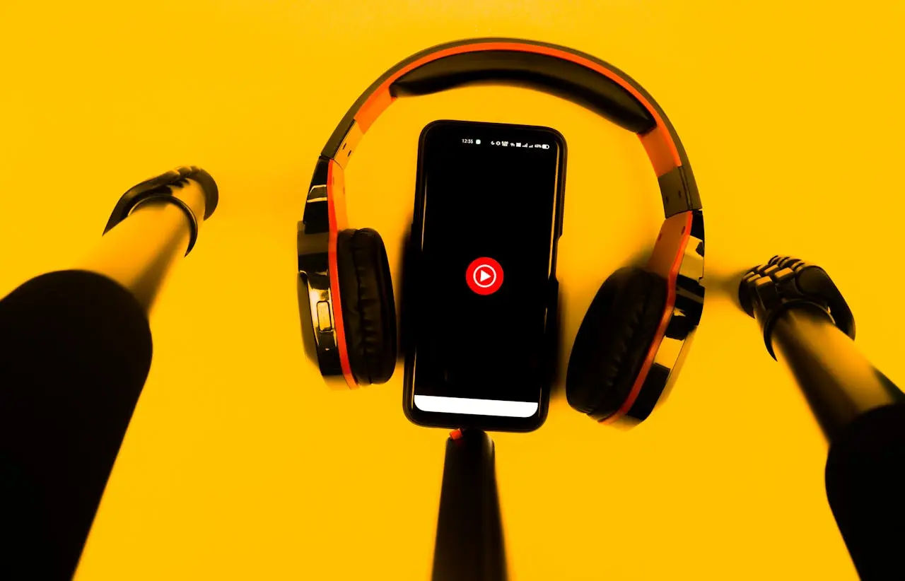 Spotify, Apple Music чи YouTube Music — який музичний стримінговий сервіс обрати у 2025 році?