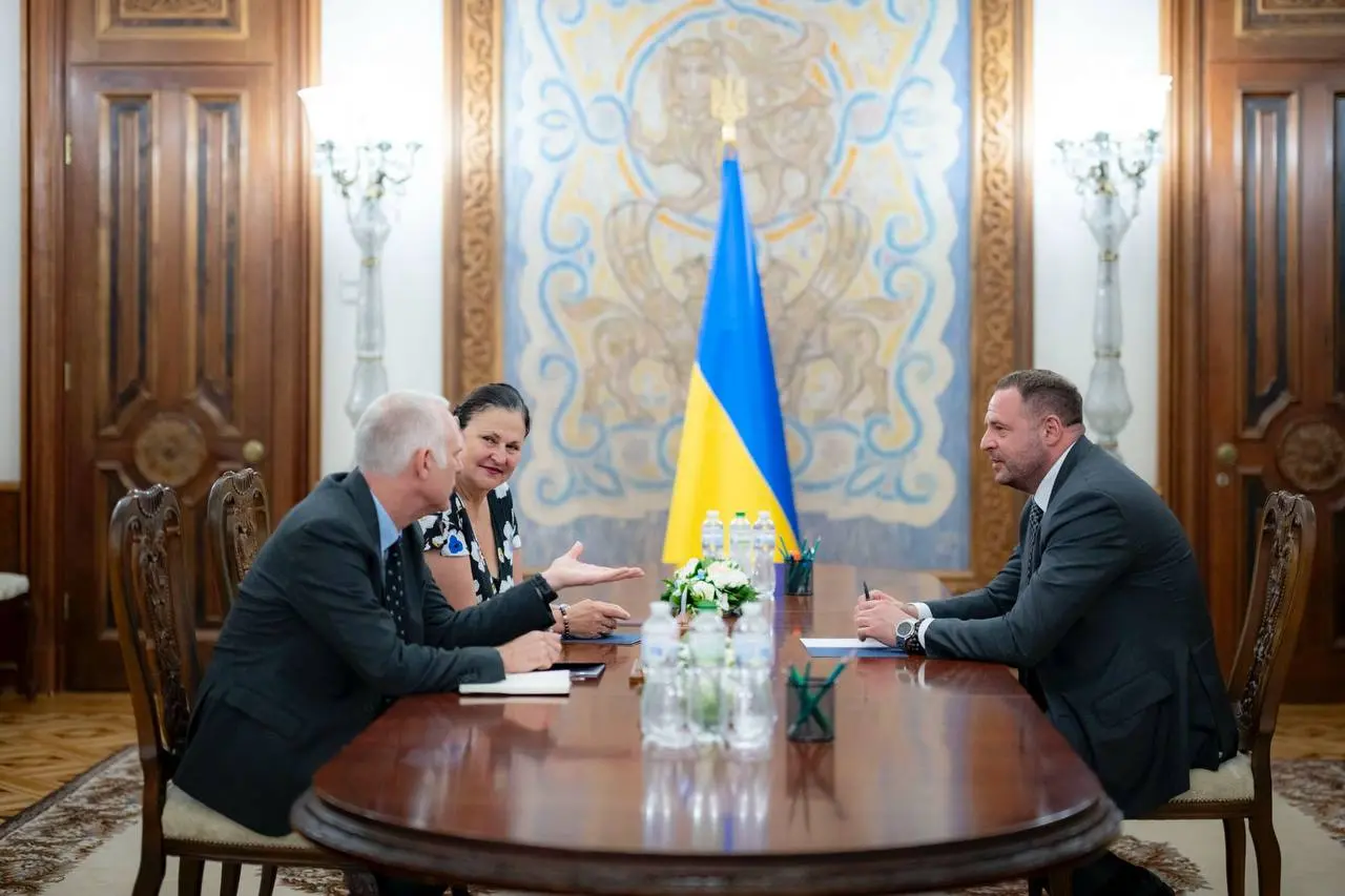 Украина готова к открытию первого переговорного кластера с ЕС