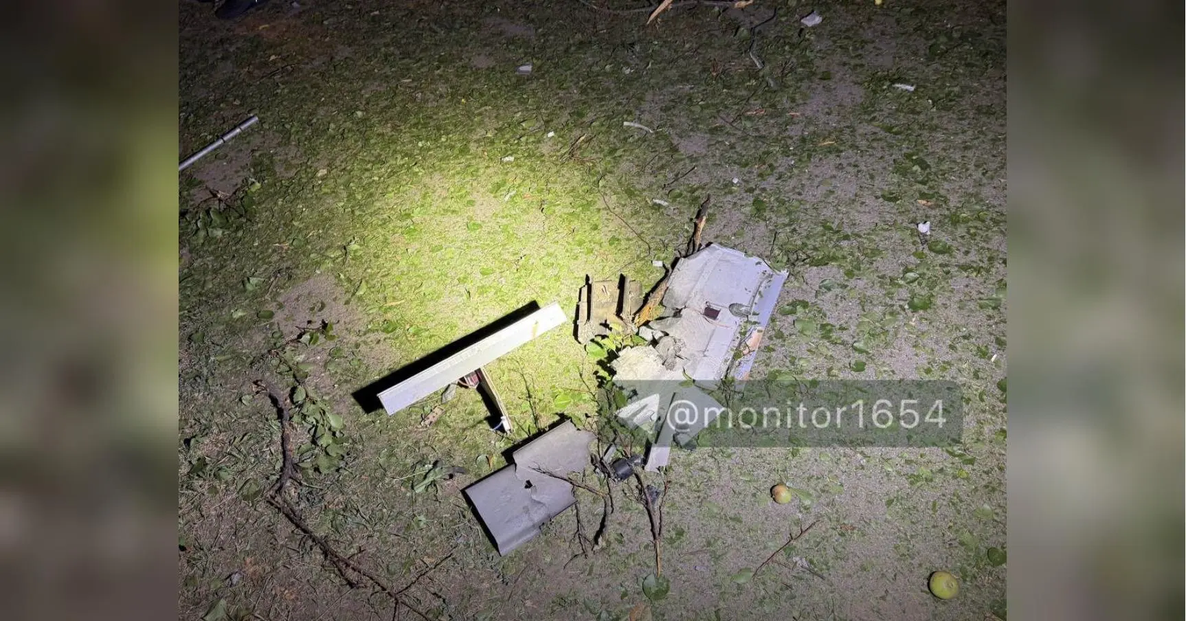 Дрони ворога вдарили по Дніпропетровщині та Харкову, є поранені (фото)