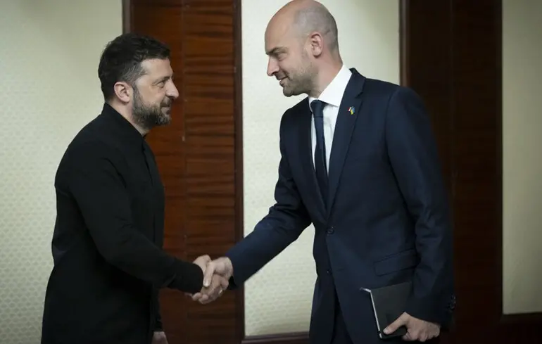 Міністр закордонних справ Франції назвав умову переговорів про мир в Україні