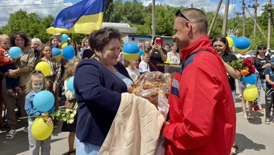 Додому на Вінниччину після полону повернувся захисник Олександр Геращенко