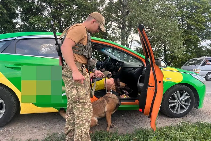 Нацгвардія вилучила велику партію зброї та вибухівки в Харкові