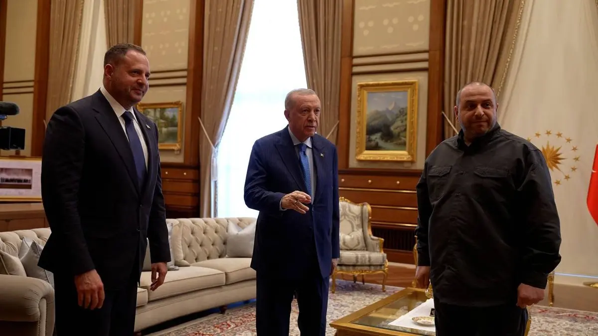Єрмак і Ердоган обговорили необхідність зустрічі на рівні лідерів України, США та РФ