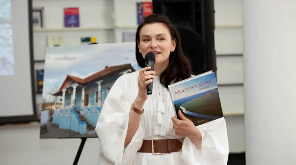 ЗМІ: Скандальна молдовська політикиня може втратити громадянство Румунії