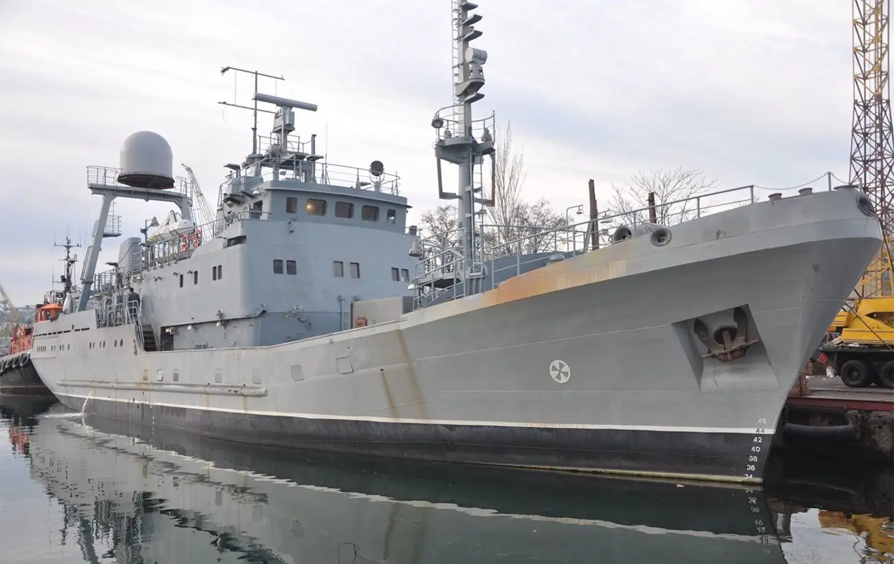 Росія вдарила по кораблю ВМС України: один загиблий, ще шукають моряків
