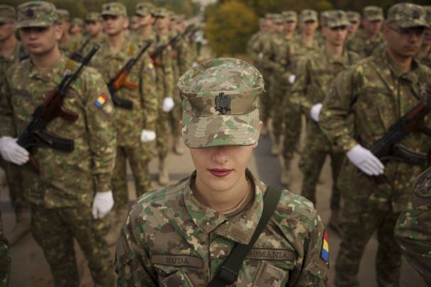Новий президент Румунії повідомив, чи відправить війська до України