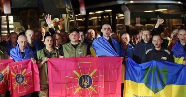 З російського полону в Україну повернулися троє захисників з Буковини