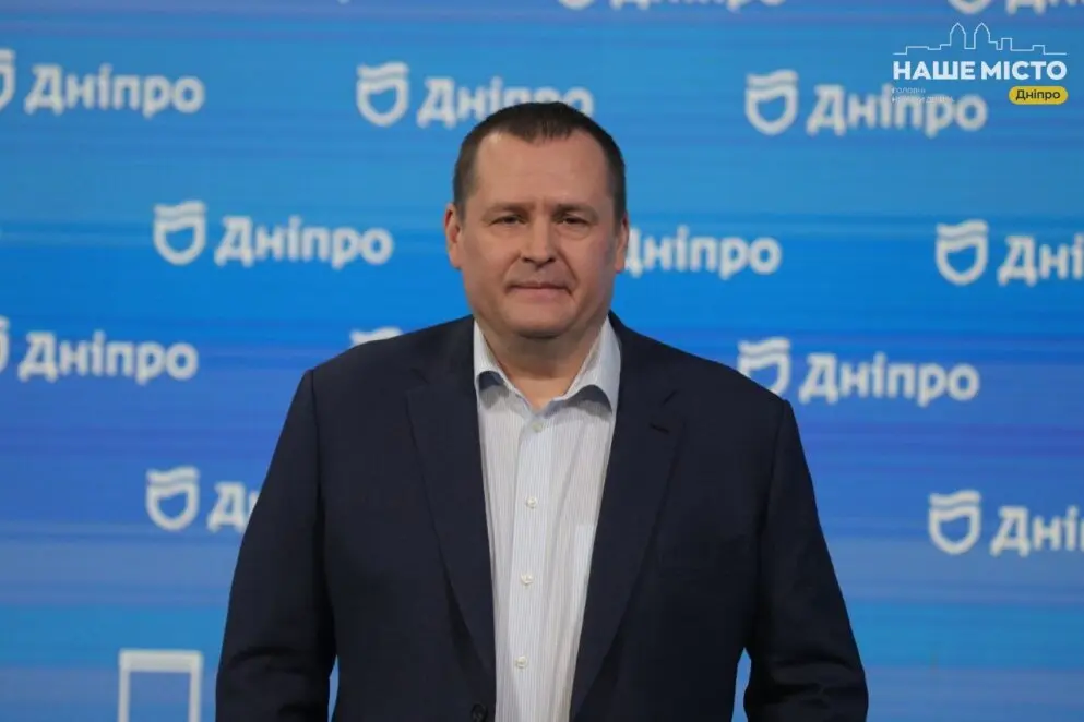 Мер Дніпра Борис Філатов привітав рятувальників із професійним святом