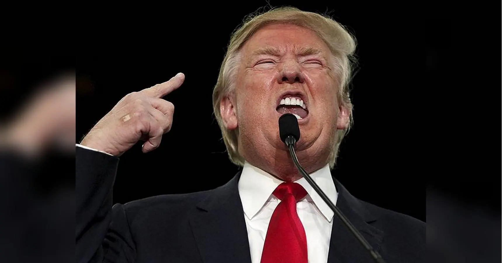 «Він вбиває багато людей»: Трамп пообіцяв путіну «сюрприз»