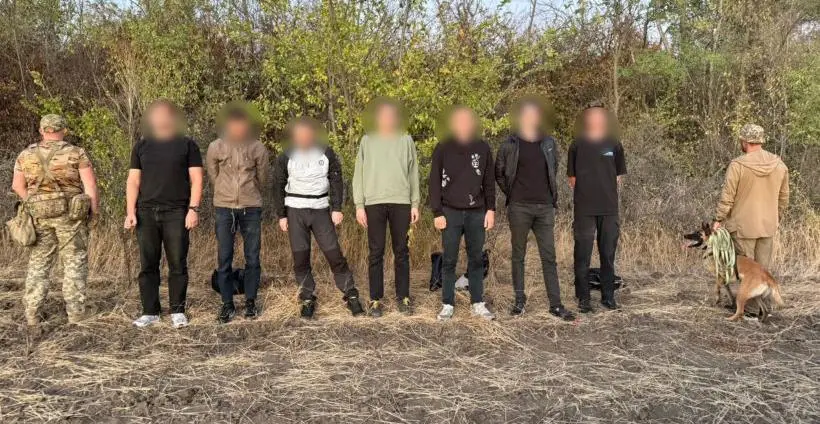 На Одещині затримали сімох чоловіків, які намагалися незаконно перетнути кордон