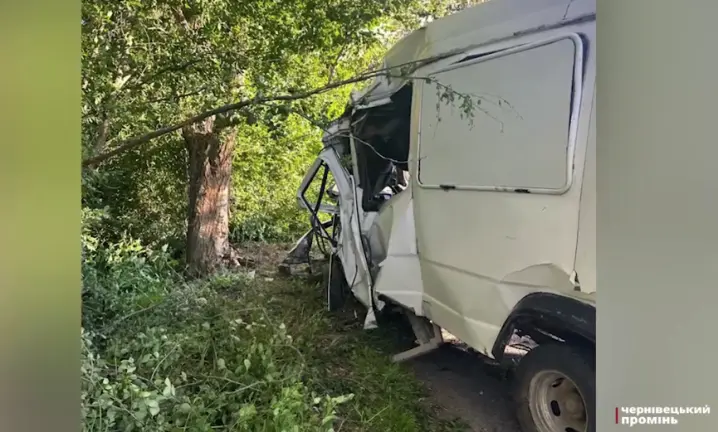 Зіткнувся мотоцикл та скутер: на Буковині трапилось дві аварії